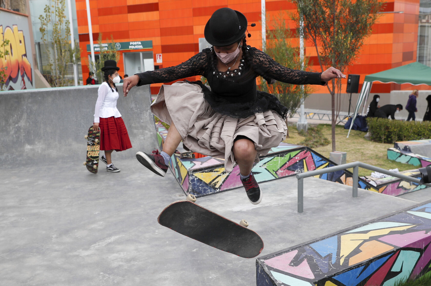 APTOPIX Virus Outbreak Bolivia Skate